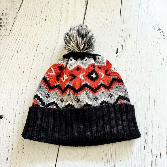 American Eagle - Black and Red Fairisle Pom Pom Toque - Picture 1 of 3